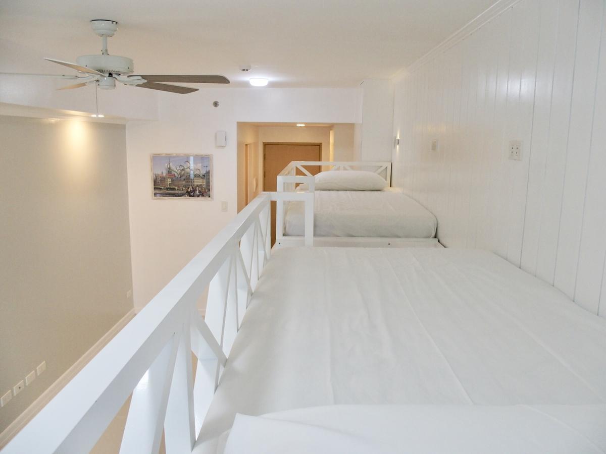 Cozy Family Suite With Stunning View Of Taal Tagaytay City Exterior photo
